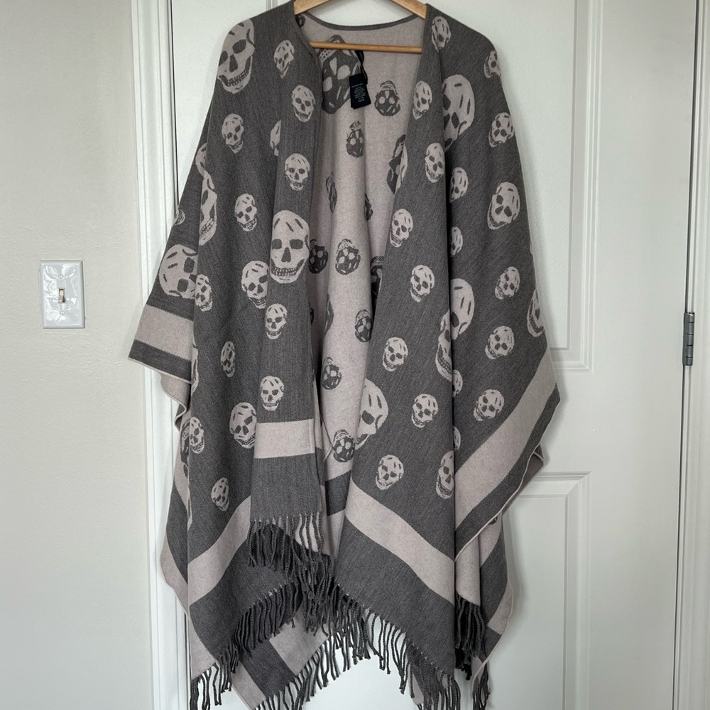 McQueen wool cape/scarf